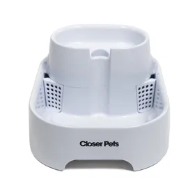 Comparer les prix de Fontaine à eau Closer Pets 6L pour chien et chat