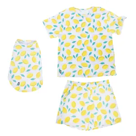 Comparer les prix de TIAKI Pet & Parent Pyjama à porter en duo, citron - Pyjama pour parents de chiens taille L + chemise de chien assortie longueur du dos 35 cm