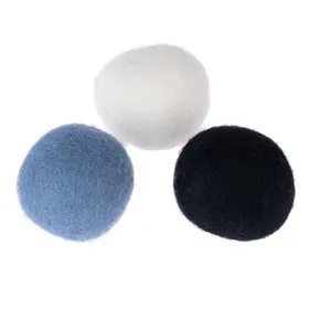 Comparer les prix de Modern Living lot de 3 boules de feutre Tallinn pour chat