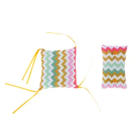 Meilleurs prix pour TIAKI Coussin d'herbe à chat Zig Zag pour chats (lot de 2)