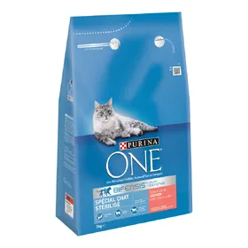 Comparer les prix de Chat Stérilisé saumon PURINA ONE - Croquettes pour chat