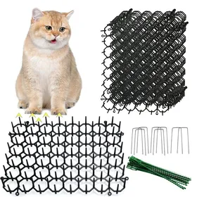 Comparer les prix de Tapis répulsif chat picots 20x15 cm – Lot 12 plaques 8 piquets 20 attaches – Protection canapé plantes jardin