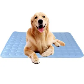 Meilleurs prix pour Tapis rafraîchissant pour chats et chiens non toxique adapté à une utilisation intérieure et extérieure bleu