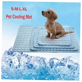 Comparer les prix de Tapis rafraîchissant pour animaux – Coussin de couchage estival pour chiens – Bleu 70 x 56 cm – Couverture respirante et auto-rafraî