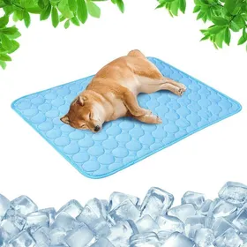 Comparer les prix de Tapis rafraîchissant pour animaux de compagnie - PZCC - L - Étanche - Bleu foncé - Tissu résistant au froid