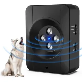 Comparer les prix de Anti Aboiement pour Chien 4 émetteurs Puissants Ultrason Chien Rechargeable Boitier Anti Aboiement Chien 3 COLLIER ANTI-ABOIEMENT