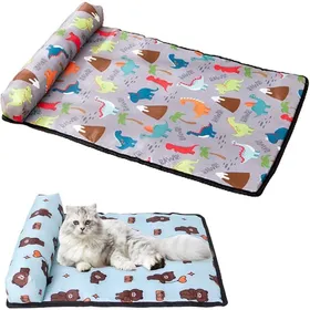 Comparer les prix de Tapis rafraîchissant en soie glacée pour chien et chat - Type 2 - Taille S multicolore CORBEILLE