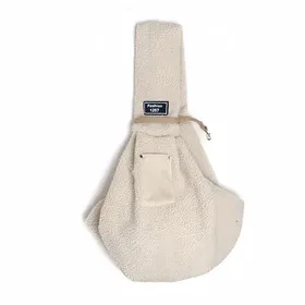 Comparer les prix de Sac de transport extérieur pour chiens/chats bandoulière polyvalente et housse portable. Idéal pour vos compagnons.