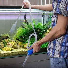 Meilleurs prix pour Aspirateur pour aquarium kit de pompe de nettoyage tuyau de siphon puissant pour vider complètement votre aquarium.
