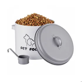 Comparer les prix de Boîte à croquettes Relaxdays 5 l – 22×26×18 cm couvercle et pelle acier galvanisé boîte de rangement blanche