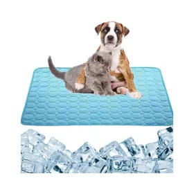 Meilleurs prix pour Tapis rafraîchissant & de couchage pour lété — Surface absorbante matériaux sûrs facile à transporter & à nettoyer. Maintient la