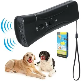 Comparer les prix de Répulsif Ultrason Chien 3-en-1 – Double Canal Appareil Anti-Aboiement avec Lampe Torche LED Outil de Dressage Portable