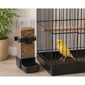 Comparer les prix de Fontaine à eau / Distributeur pour oiseaux - EDEN - 200 ml - Suspendue - Plastique - Noir/Transparent