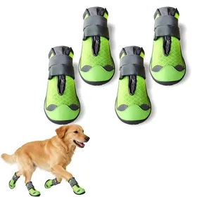 Comparer les prix de Chaussettes pour chien 4PCS Bandes réfléchissantes Sangles double couche Tissu maille respirante Antidérapant résistant lusure