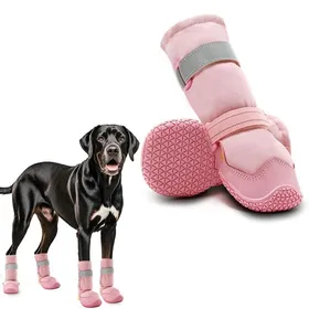 Comparer les prix de Chaussettes pour chien Idéal pour conditions hivernales enneigée Semelle antidérapante Couverture optimale Double bride réglable