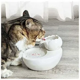 Comparer les prix de Fontaine à eau pour chat - Unbrand - Céramique - 13 litre - Filtre antibactérien - Silencieux 45 dB - Design lotus