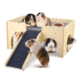 Comparer les prix de Cachette pour cochon dInde - Jouet en bois pour cochon dInde - Avec escalier et tapis - 2 animaux - Pour hamsters lapins