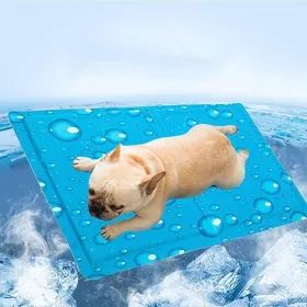 Comparer les prix de Tapis Rafraîchissant Chien 40x30cm – Gel Non Toxique Auto-Refroidissant pour Été Bleu