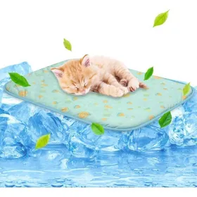 Comparer les prix de Tapis rafraîchissant 50x40 cm pour chiens & chats – Portable lavable effet frais instantané (fruits verts)