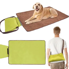 Meilleurs prix pour Lit pour chien dextérieur 100 x 70 cm pliable et portable tapis imperméable double face adapté au camping voyages en plein air
