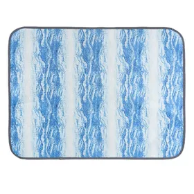 Meilleurs prix pour Tapis de couchage en soie glacée pour animaux de compagnie Un tapis dété rafraîchissant et respirant pour chiens