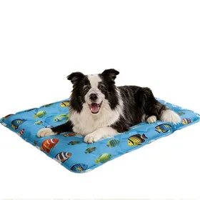 Comparer les prix de Tapis rafraichissant chien 50x60 cm motif petit poisson – À remplir deau 12-15L – Fraîcheur naturelle