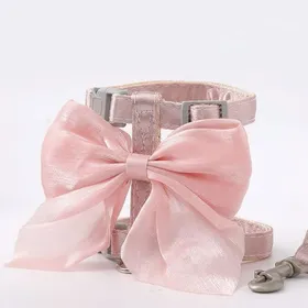 Meilleurs prix pour Harnais chat et petit chien rose avec laisse – Nœud papillon gilet réglable – Rose – Taille S