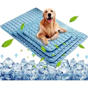 Comparer les prix de Tapis rafraîchissant - YYV - 40x30cm - Coton de soie glacée - Léger - Respirant