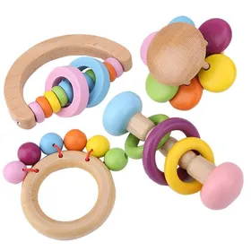 Meilleurs prix pour Lot de 4 jouets à mâcher pour perroquet jouet en bois à suspendre ensemble de jouets pour perroquet