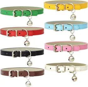 Comparer les prix de Lot de 8 colliers pour chat en cuir avec clochettes et boucles en métal poli, durables et réglables, faits à la main
