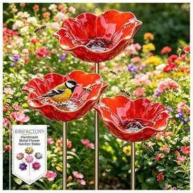 Comparer les prix de Ensemble de 3 piquets de jardin décoratifs en métal — Motifs floraux et bain doiseaux — Fabrication artisanale  Piquet avec bain..
