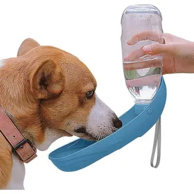 Meilleurs prix pour Bouteille d& 39 eau pour Chien 550ml Portable Distributeur Eau Gourde pour Chien de Compagnie en Plein Air pour Bleu b ABREUVOIR