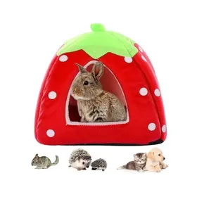 Meilleurs prix pour Petite Maison dhiver Lit Chat Forme de Fraise Lit pour Petit Animal Chat Chien Maison Lit Panier pour Cochons dInde CORBEILLE