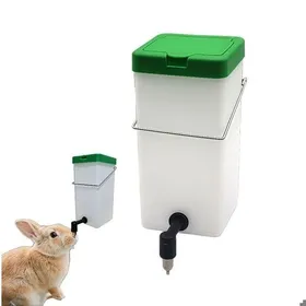 Comparer les prix de Distributeur automatique deau pour petits animaux - Capacité 2L - Transparent