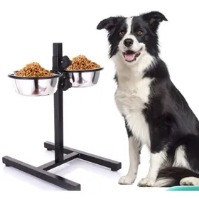 Comparer les prix de Bar Alimentation pour Chien Deluxe Hauteur Réglable Noir Label