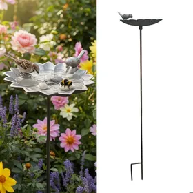 Comparer les prix de Relaxdays Abreuvoir pour oiseaux H x L x P: 93 x 195 x 17 cm fonte sur piquet abreuvoir/mangeoire fleur marron