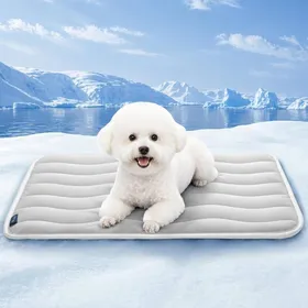 Comparer les prix de Tapis Rafraîchissant Chien 60x50cmQ-Max>056Tapis sans Gel pour Chiens Moyens & Chats avec Tissu Frais au ToucherAntidérapant