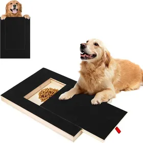 Comparer les prix de Griffoir pour Chien et Animaux de Compagnie - Planche à Gratter avec Boîte à Friandises pour Lime à Ongles - 35 × 25 × 3 cm