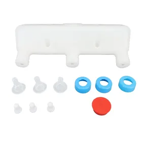 Meilleurs prix pour Nourrisseur à lait pour petits animaux à 3 têtes Porcelet Agneau Bébé Chèvre Nourrisseur à lait Équipement d'abreuvement de ferme Chaton L(for 6.5-9kg) white