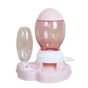 Comparer les prix de DistriButeur automatique Universal pour chats/chiens