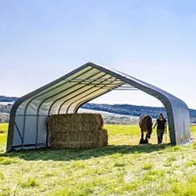 Meilleurs prix pour Abri chevaux de 49.6m2 - Larg. 6.70m x long. 7.30m