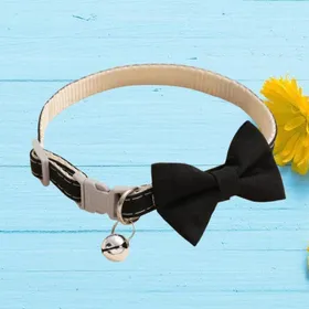 Comparer les prix de S/2 Pièces Collier pour Chat avec Clochette Nœud Papillon Velours & Tissu Réglable Collier de Sécurité Pour Petits Chiens Chatons Fournitures pour Animaux