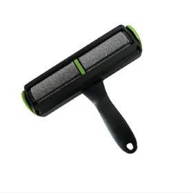 Meilleurs prix pour Brosse efficace pour enlever les poils d'animaux sur les meubles et les tapis