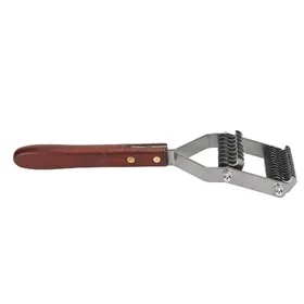 Comparer les prix de Peigne Démêloir pour Animaux Lames en Acier Inoxydable 2 Rangées Manche en Bois Râteau pour Sous-poil d'Animal pour Chat Chien Upper 18 Lower 10 Blades gray