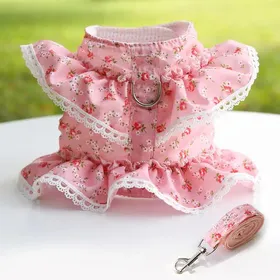 Meilleurs prix pour Ensemble Harnais et Laisse pour Chien Chat Réglable Dentelle Imprimé Floral Harnais Gilet pour Animal de Compagnie Mignon Vêtements pour Chien Chiot Harnais en Maille Accessoires pour Chien within 2.5kg rose