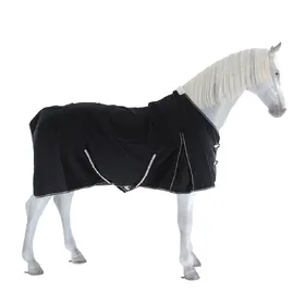 Comparer les prix de HKM Couverture d'écurie de transition 0g - noir