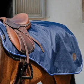 Comparer les prix de Couvre-reins Equithème Classic 1200D