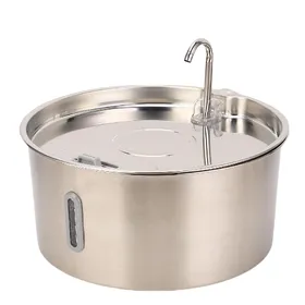 Meilleurs prix pour Fontaine à eau pour chien pour grands chiens 7L Acier inoxydable Distributeur de bol d'eau pour animaux de compagnie avec fenêtre de niveau d'eau Pompe à eau silencieuse white