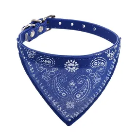 Comparer les prix de Écharpe pour chien et chat Chiot Chat Chien Collier Bandana Écharpe de collier Avec accessoires de collier en cuir Écharpe réglable pour animal de compagnie Chiot Chat bleu