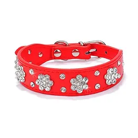 Meilleurs prix pour Collier pour chien avec strass - Jolie fleur et strass - Collier bling bling en cuir synthé